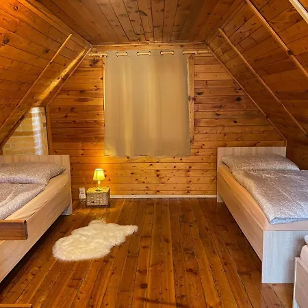 Sport Nenudimse Campingplatz Sázava